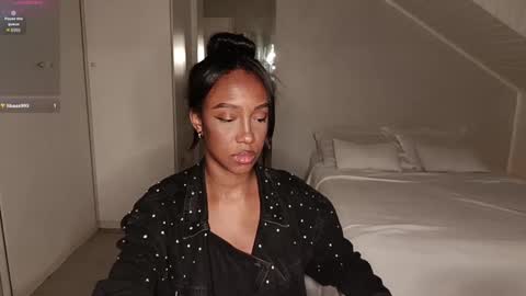 Snapshot of hellsd97 chatting on 10.31.25 hellsd97 online show from 10.31.25