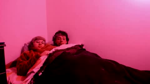 helokitkat online show from 10.30.25