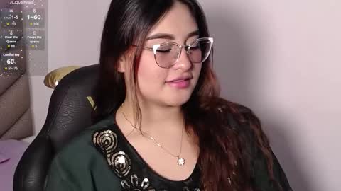 Snapshot of heluejamil chatting on 10.18.25 Zahira online show from 10.18.25