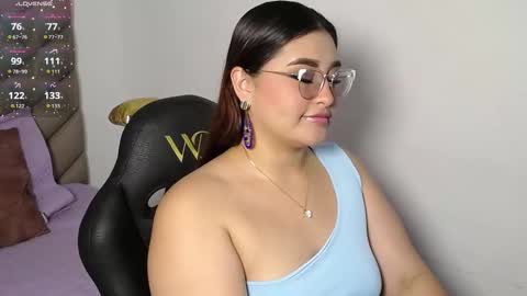 Snapshot of heluejamil chatting on 10.21.25 Zahira online show from 10.21.25