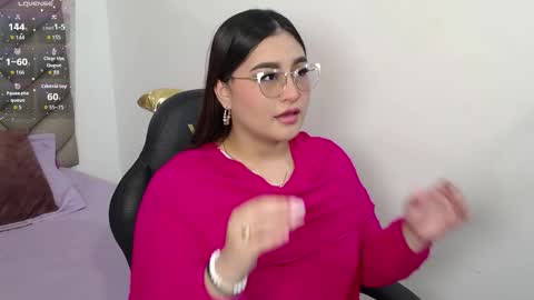 Snapshot of heluejamil chatting on 10.23.25 Zahira online show from 10.23.25