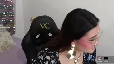 Snapshot of heluejamil chatting on 10.24.25 Zahira online show from 10.24.25