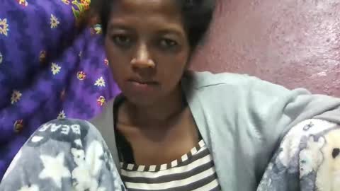 Snapshot of henitsaldy chatting on 05.16.26 henitsaldy online show from 05.16.26