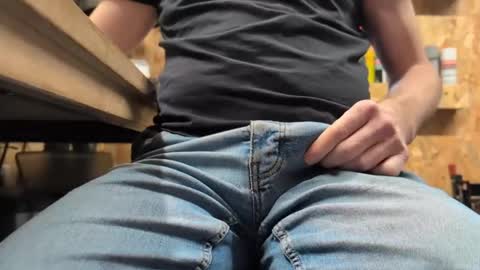 henkietien online show from 12.11.24