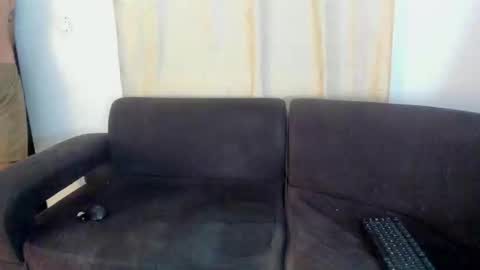 henrik_senn online show from 10.07.25