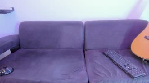 henrik_senn online show from 04.06.26