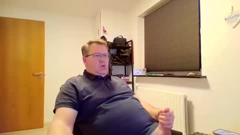 Snapshot of henrikrp1971 chatting on 02.20.25 henrikrp1971 online show from 02.20.25