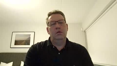 Snapshot of henrikrp1971 chatting on 09.14.25 henrikrp1971 online show from 09.14.25