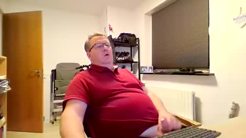 henrikrp1971 online show from 12.20.25