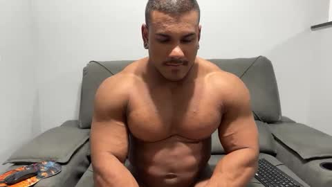 Henri online show from 03.07.25