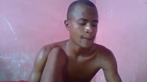 Adrian Honey online show from 01.08.25