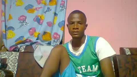 Adrian Honey online show from 02.12.25