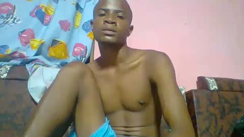 Adrian Honey online show from 02.12.25