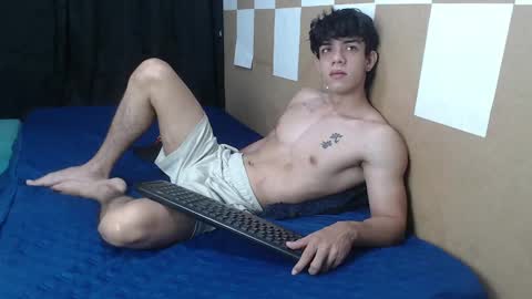 HENRY GANDY online show from 02.05.25