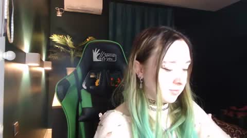 Snapshot of hentaishiing chatting on 06.16.26 Hentaishiing online show from 06.16.26