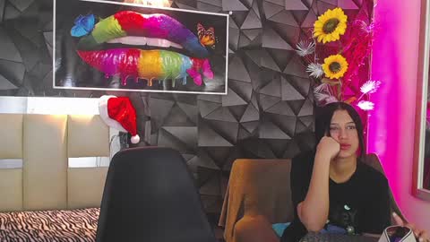 HERA online show from 12.13.24