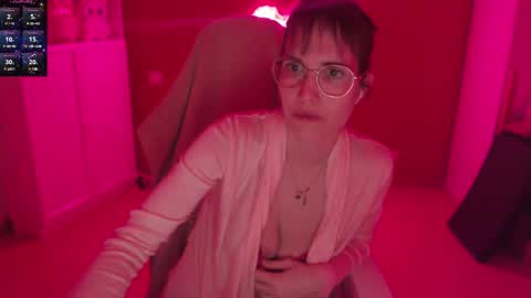 HeraLuna  online show from 01.12.25