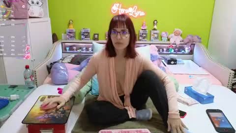 HeraLuna  online show from 03.30.26