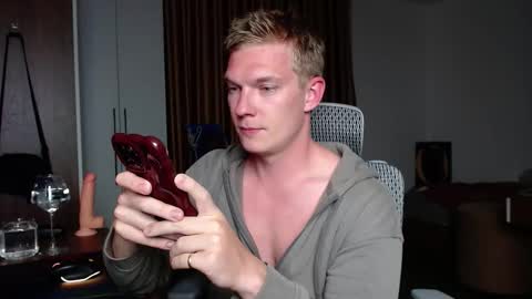 Gregblonde  Alextattoo online show from 09.21.25