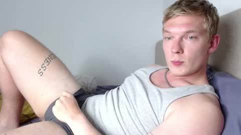 Snapshot of hercules__ chatting on 10.16.25 Gregblonde Alextattoo online show from 10.16.25