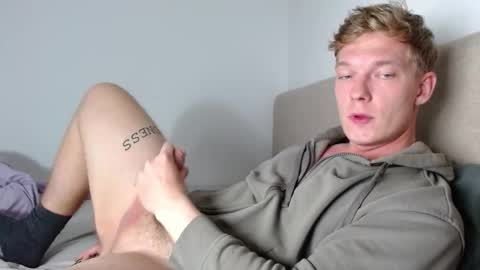 Snapshot of hercules__ chatting on 12.22.25 Gregblonde Alextattoo online show from 12.22.25