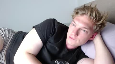 Snapshot of hercules__ chatting on 02.01.26 Gregblonde Alextattoo online show from 02.01.26