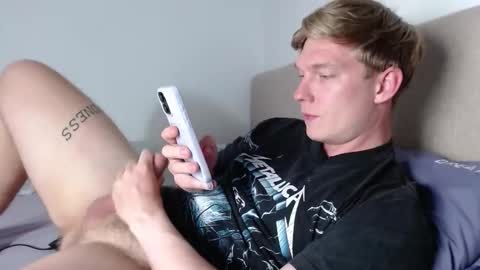 Snapshot of hercules__ chatting on 02.20.26 Gregblonde Alextattoo online show from 02.20.26