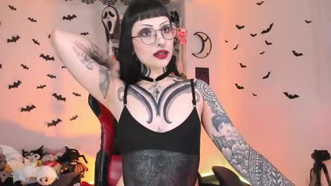 Snapshot of herinfernalmajesty chatting on 10.07.25 Marie online show from 10.07.25