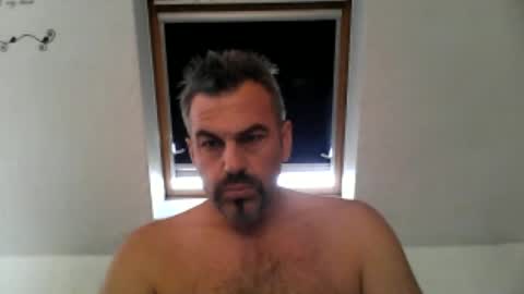 Snapshot of hessenboy_ffm chatting on 06.18.26 hessenboy_ffm online show from 06.18.26
