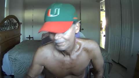 hewes1 online show from 01.08.26