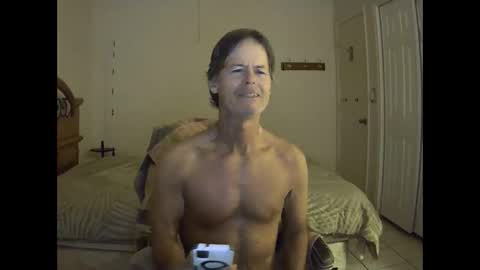 Snapshot of hewes1 chatting on 02.12.26 hewes1 online show from 02.12.26