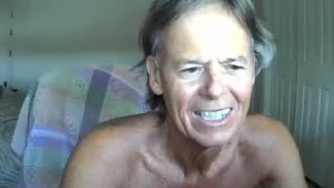 Snapshot of hewes1 chatting on 06.29.26 hewes1 online show from 06.29.26