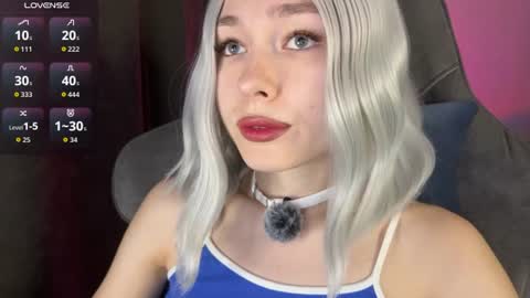  Nora  online show from 07.08.26