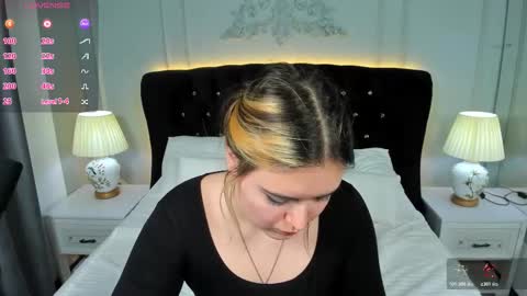 Amazing Mary  online show from 11.15.25