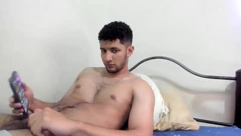 Snapshot of heynotfound chatting on 11.07.25 xd online show from 11.07.25