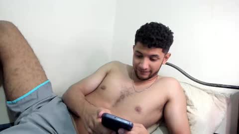 Snapshot of heynotfound chatting on 11.10.25 xd online show from 11.10.25