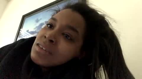 Snapshot of heyyou301990 chatting on 10.22.25 heyyou301990 online show from 10.22.25