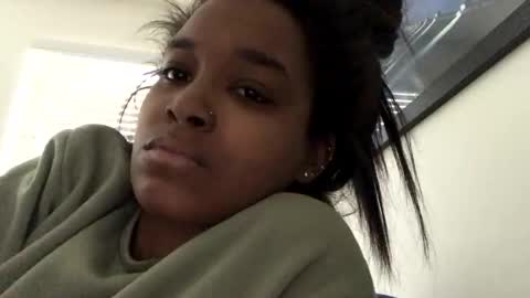 Snapshot of heyyou301990 chatting on 10.24.25 heyyou301990 online show from 10.24.25