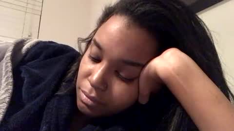 Snapshot of heyyou301990 chatting on 11.04.25 heyyou301990 online show from 11.04.25