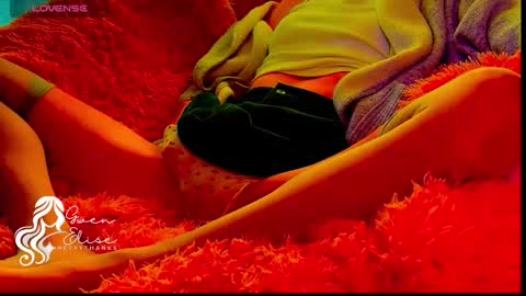 Gwen Elise online show from 10.29.25