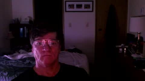 Snapshot of hg99too chatting on 02.01.26 hg99too online show from 02.01.26