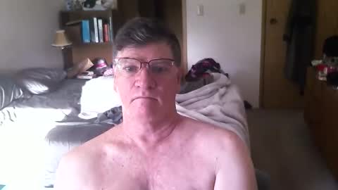 Snapshot of hg99too chatting on 05.06.26 hg99too online show from 05.06.26