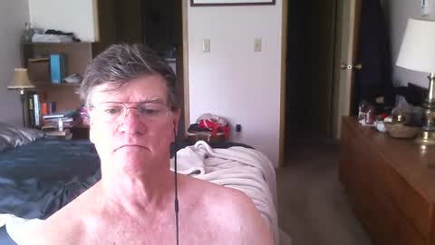 Snapshot of hg99too chatting on 06.19.26 hg99too online show from 06.19.26