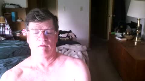 Snapshot of hg99too chatting on 06.24.26 hg99too online show from 06.24.26