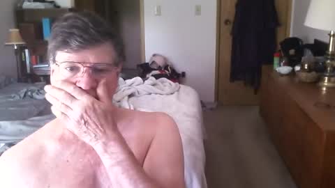 Snapshot of hg99too chatting on 06.27.26 hg99too online show from 06.27.26