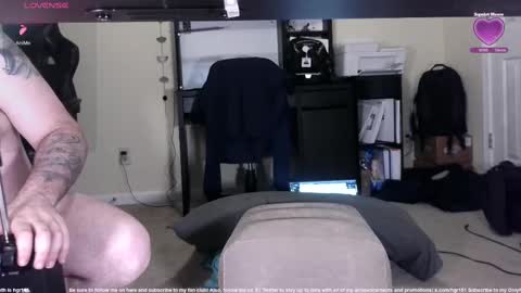 Snapshot of hgr16 chatting on 02.10.25 FunGuy33 online show from 02.10.25