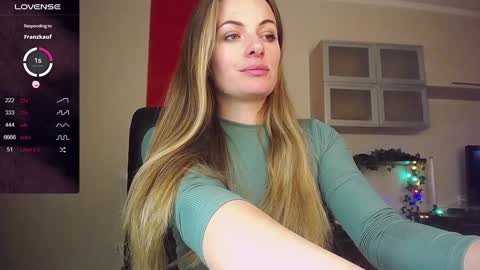 Lina online show from 01.04.25