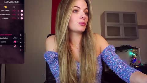 Lina online show from 01.10.25
