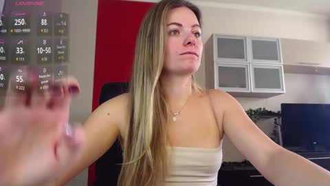 Lina online show from 11.15.25