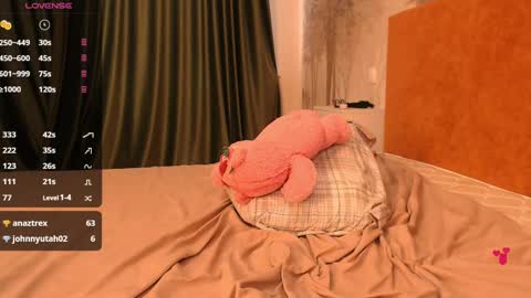 Hiaru online show from 01.06.25